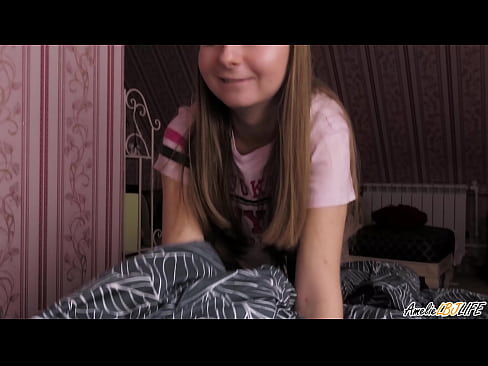 ❤️ Tarraingíonn Blondie BFF go domhain uirthi agus faigheann sí cum ina béal ️ Gnéas ardchaighdeáin ag ga.valeshop.top ☑