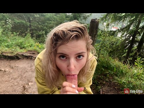 ❤️ Fáinleogann cailín cum tar éis blowjob poiblí - Eva Elfi ️ Gnéas ardchaighdeáin ag ga.valeshop.top ☑